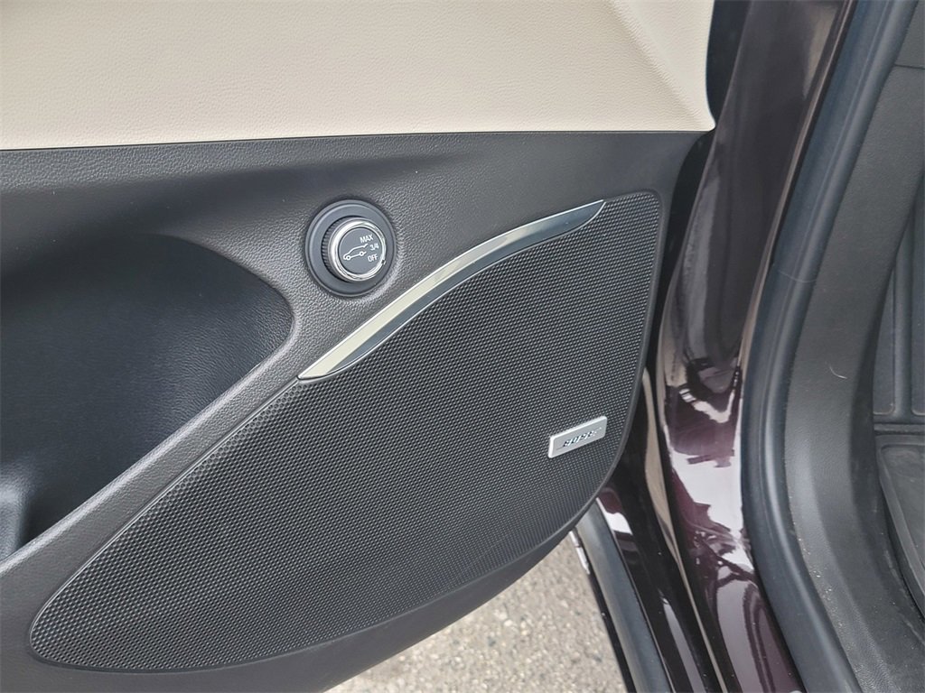 Used 2023 Buick Enclave Avenir w/ Avenir Technology Package image 15