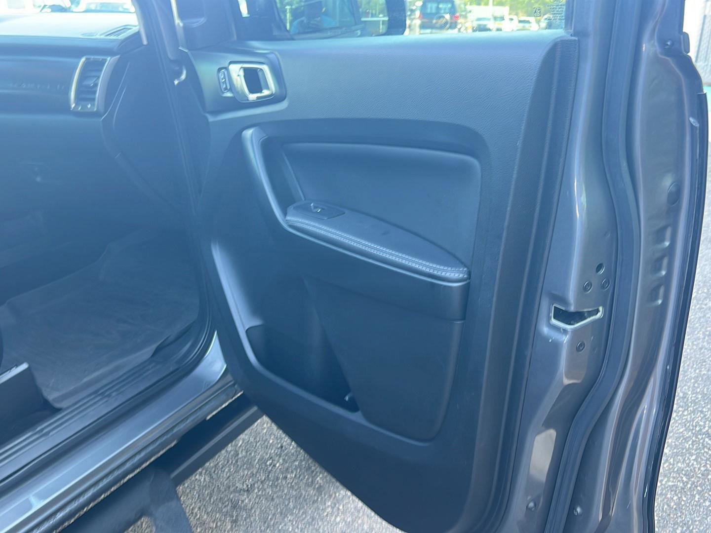 Used 2021 Ford Ranger Lariat w/ Tremor Off-Road Package AWD/4WD image 13