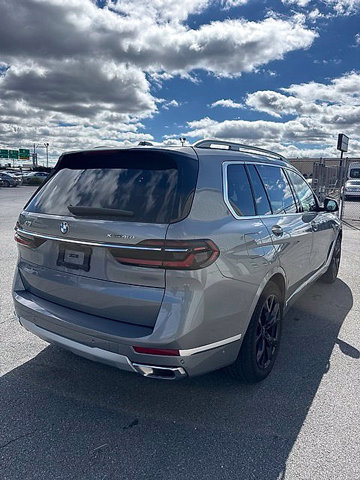 Certified 2025 BMW X7 xDrive40i w/ Premium Package AWD/4WD image 8