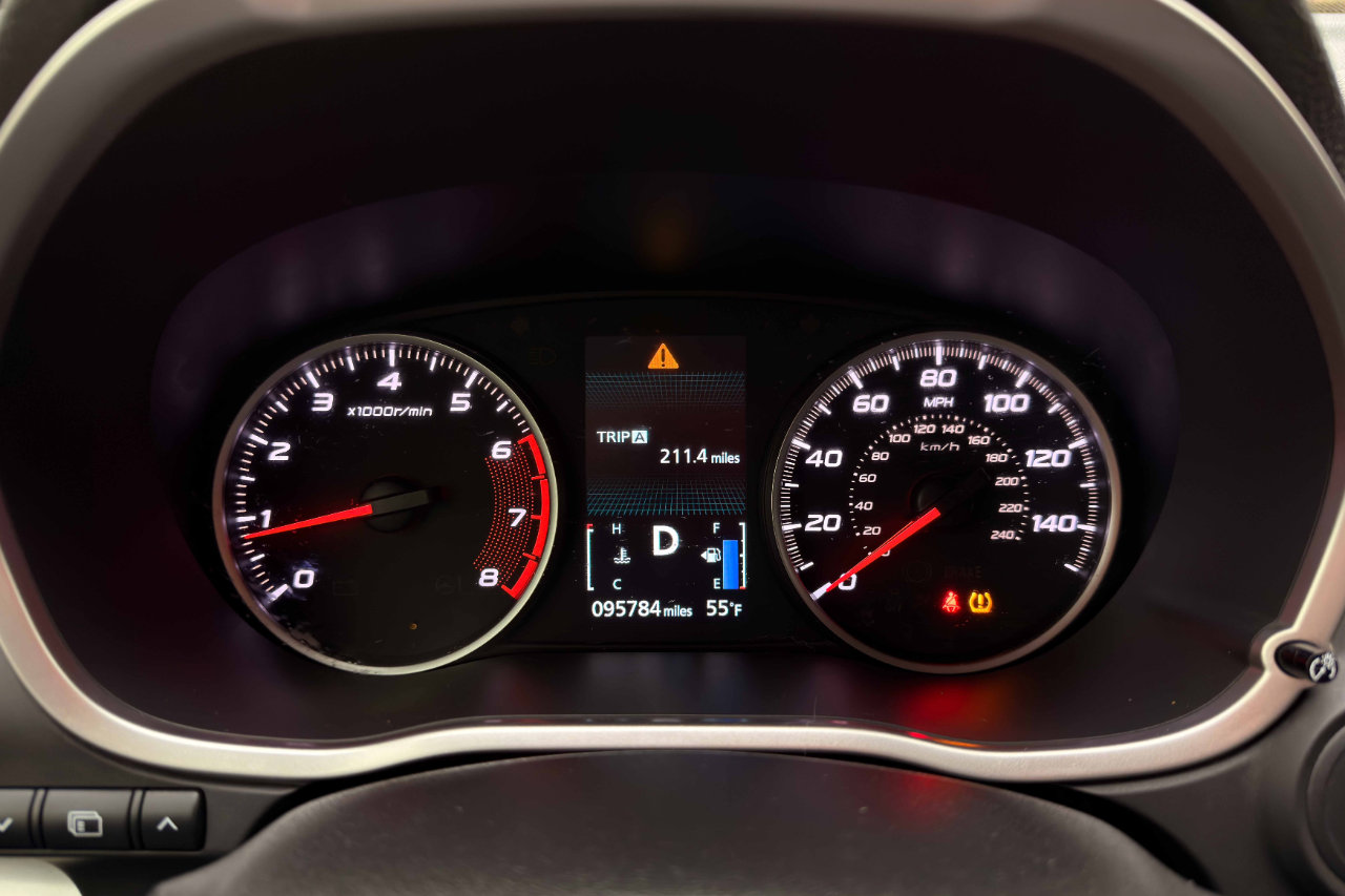 Used 2018 Mitsubishi Eclipse Cross ES image 19