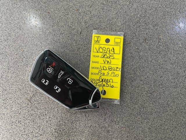 New 2025 Volkswagen ID. Buzz Pro S Plus image 30