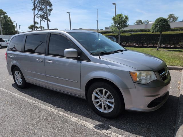 Used 2014 Dodge Grand Caravan SXT w/ UConnect Hands-Free Group FWD image 1