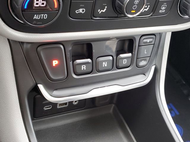 Used 2019 GMC Terrain SLT w/ Preferred Package image 20