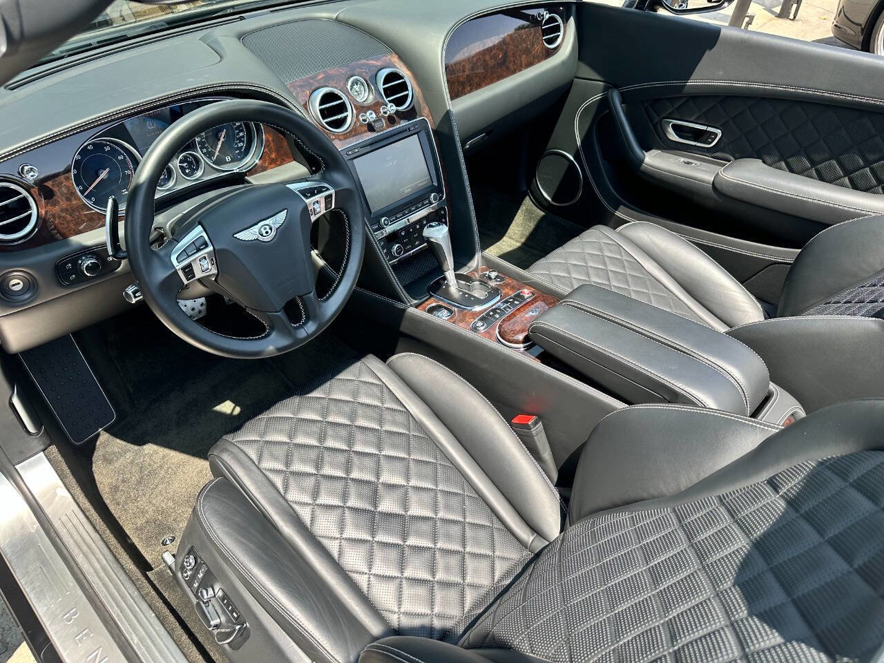 Used 2016 Bentley Continental GT image 27