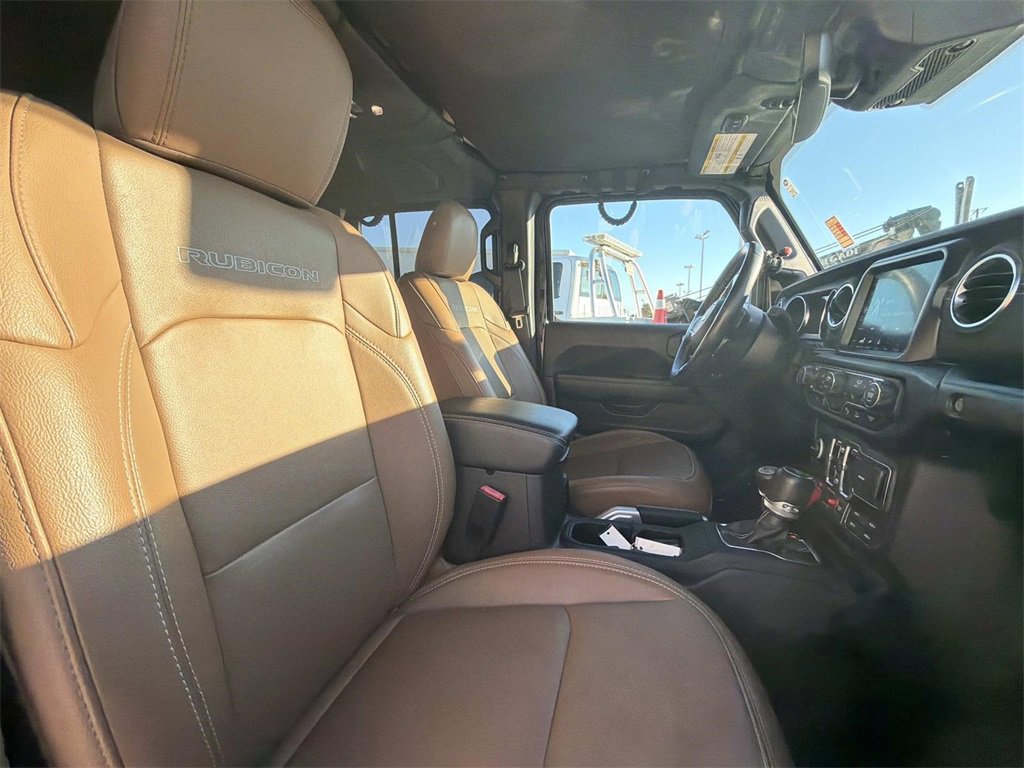 Used 2022 Jeep Wrangler Unlimited Rubicon 4xe w/ Cold Weather Group image 14