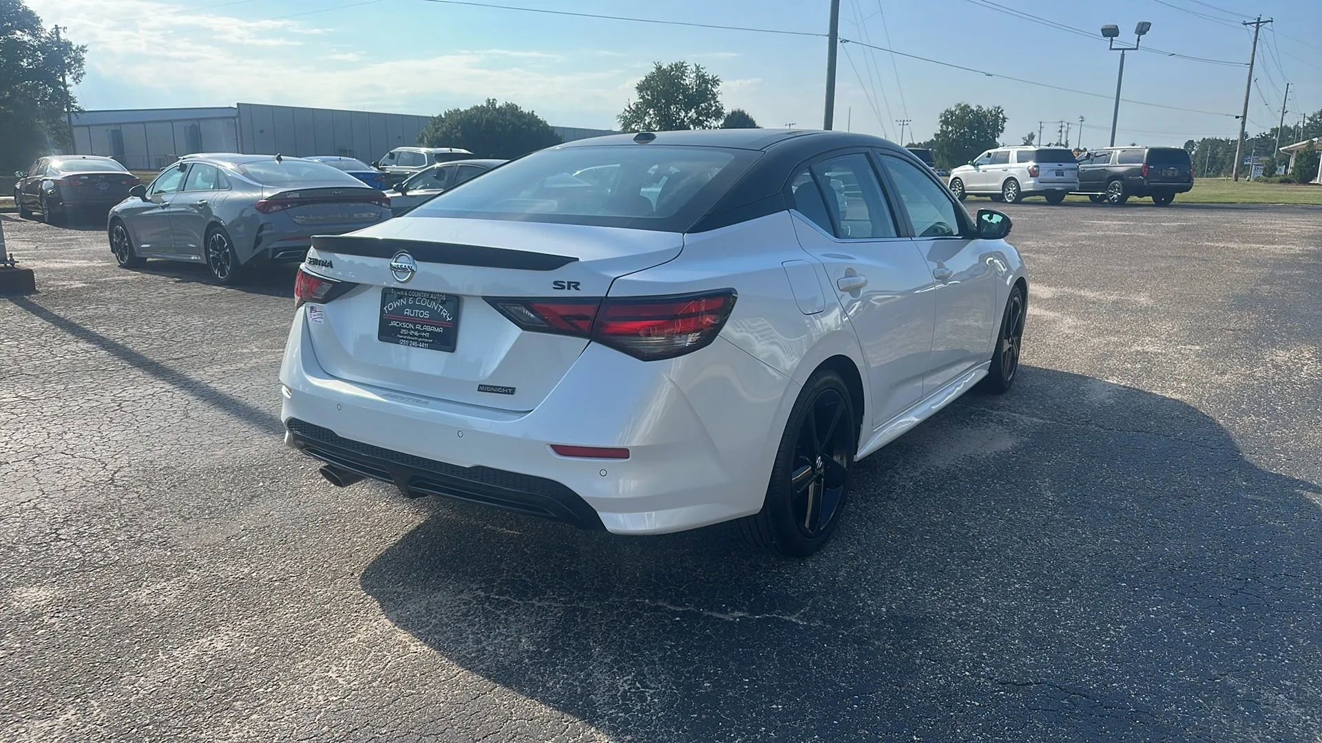 Used 2023 Nissan Sentra SR w/ Midnight Edition Package image 5