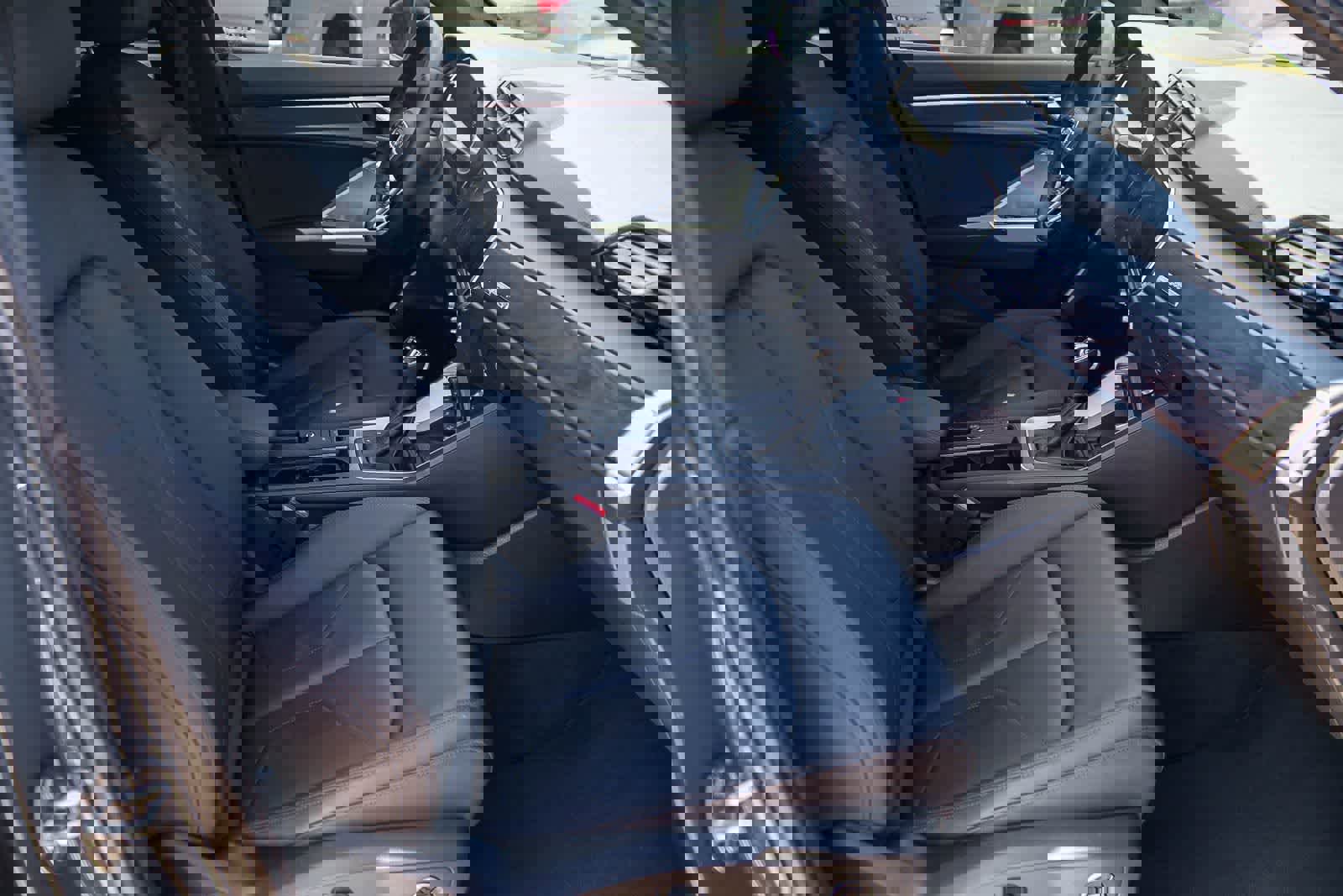 Used 2020 Audi Q3 2.0T Premium Plus image 17