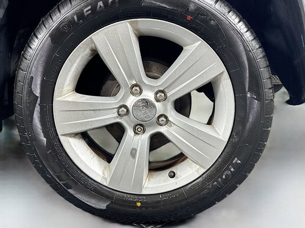 Used 2017 Jeep Compass Sport w/ Power Value Group image 27