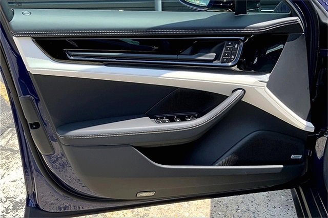 New 2025 Porsche Panamera 4 image 23