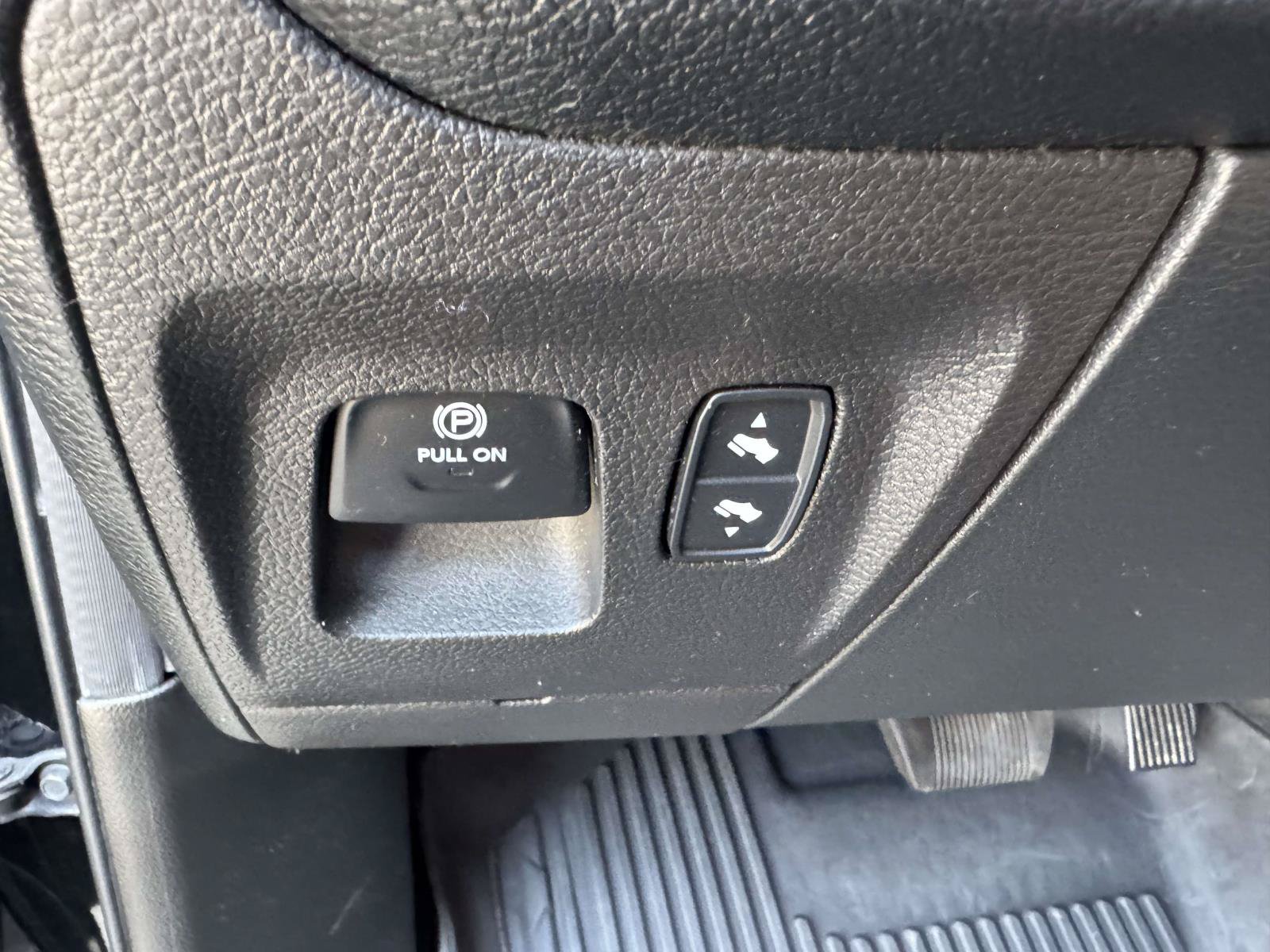 Used 2022 RAM 1500 Rebel w/ Rebel Level 2 Equipment Group AWD/4WD image 32