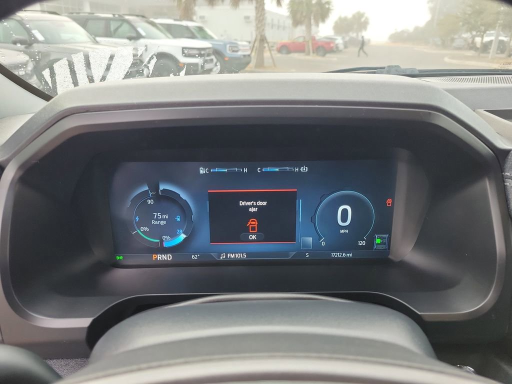 Used 2025 Ford F150 Lightning Flash image 22