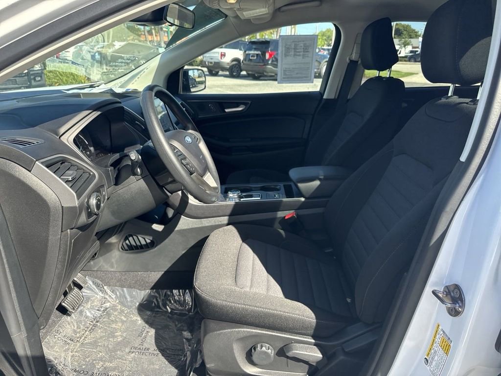 New 2024 Ford Edge SE w/ Black Appearance Package image 20