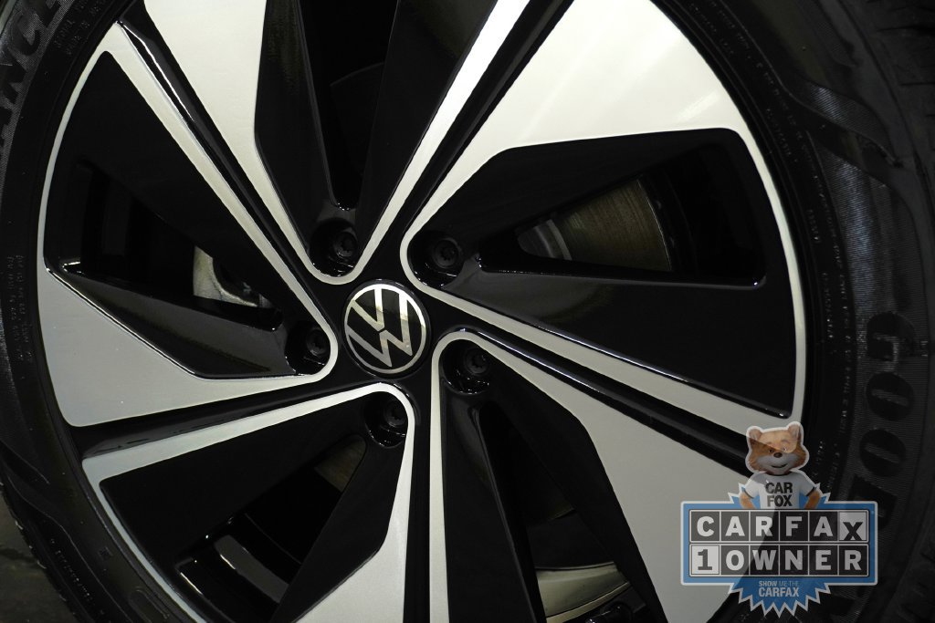 Used 2023 Volkswagen Taos SE AWD/4WD image 13