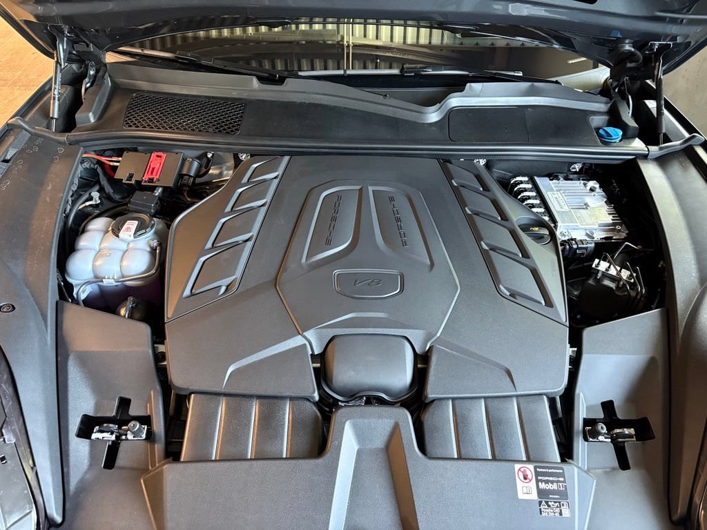 New 2026 Porsche Cayenne Turbo GT AWD/4WD image 34
