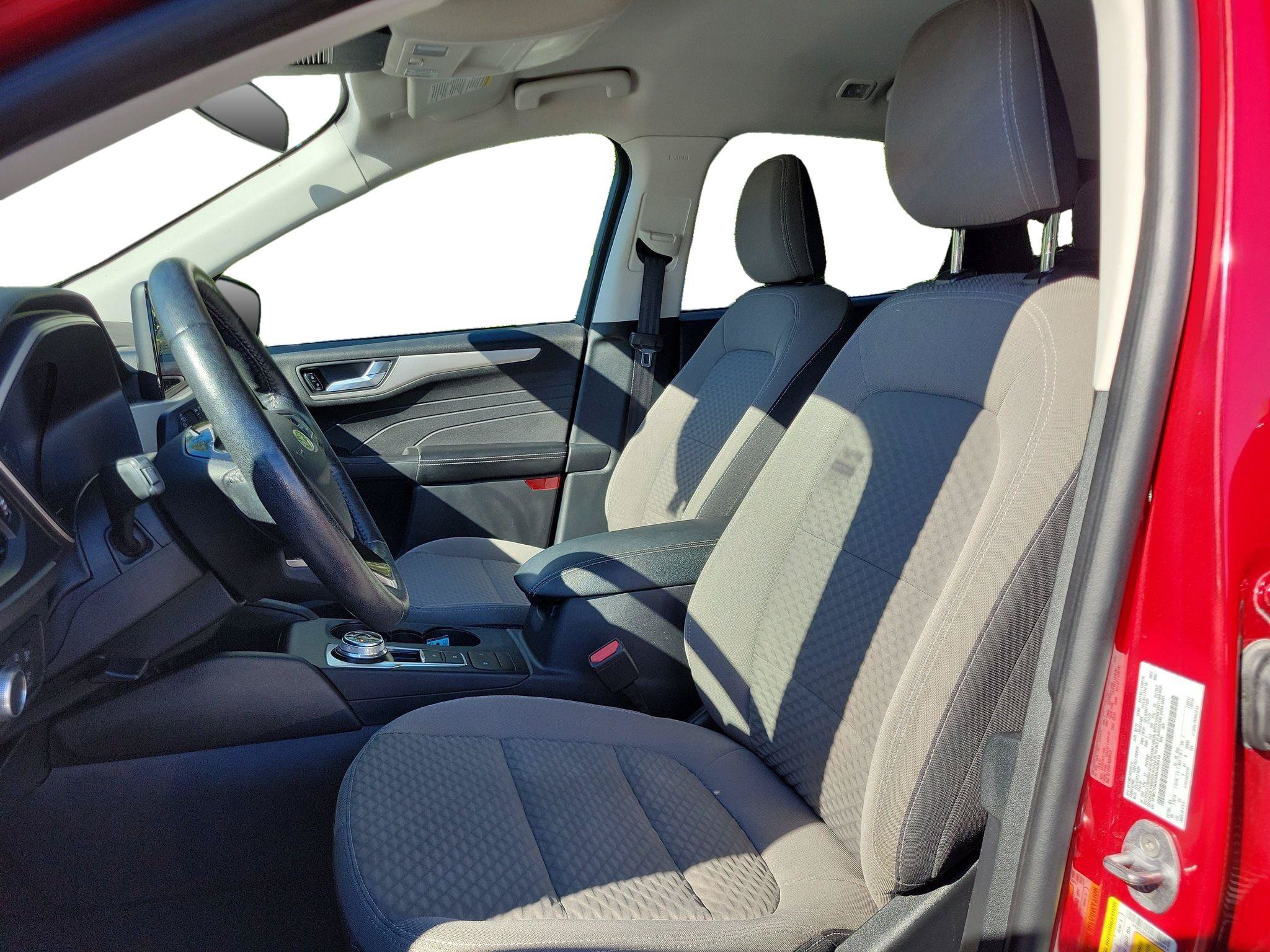 Used 2021 Ford Escape SE w/ Convenience Package AWD/4WD image 5