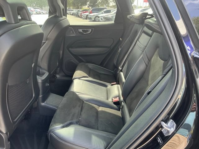 Used 2018 Volvo XC60 T8 R-Design w/ Convenience Package AWD/4WD image 24