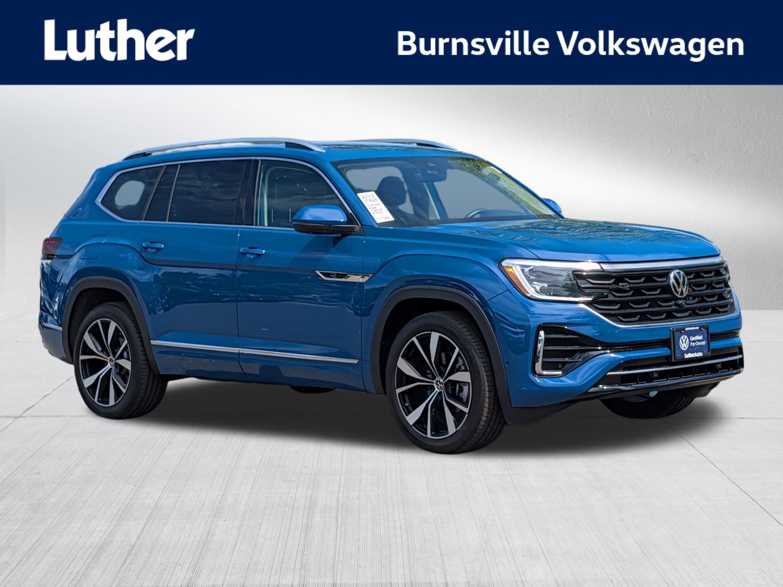 Certified 2025 Volkswagen Atlas SEL Premium R-Line AWD/4WD image 1
