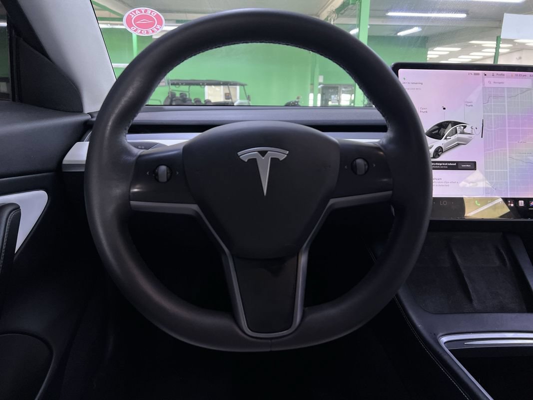 Used 2021 Tesla Model 3 Standard Range Plus RWD image 17