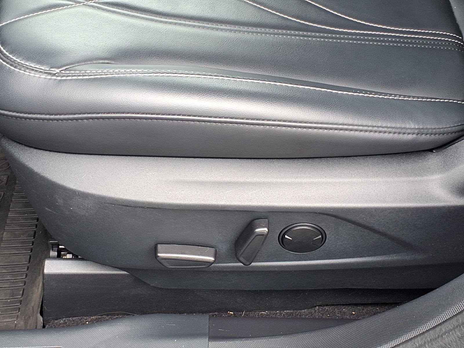 Used 2021 Ford Mustang Mach-E Select w/ Comfort/Appearance Package image 4