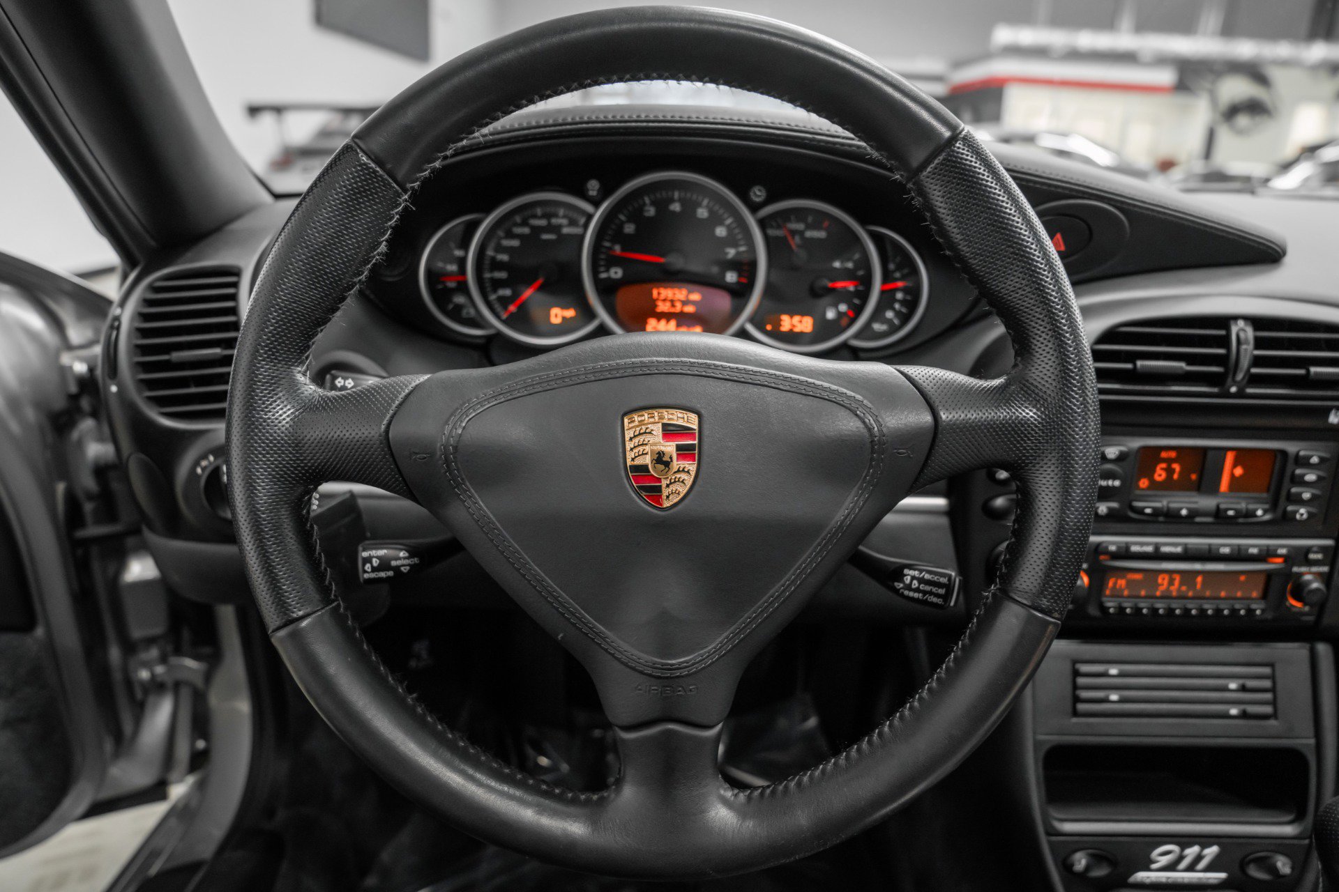 Used 2004 Porsche 911 40th Anniversary RWD image 14
