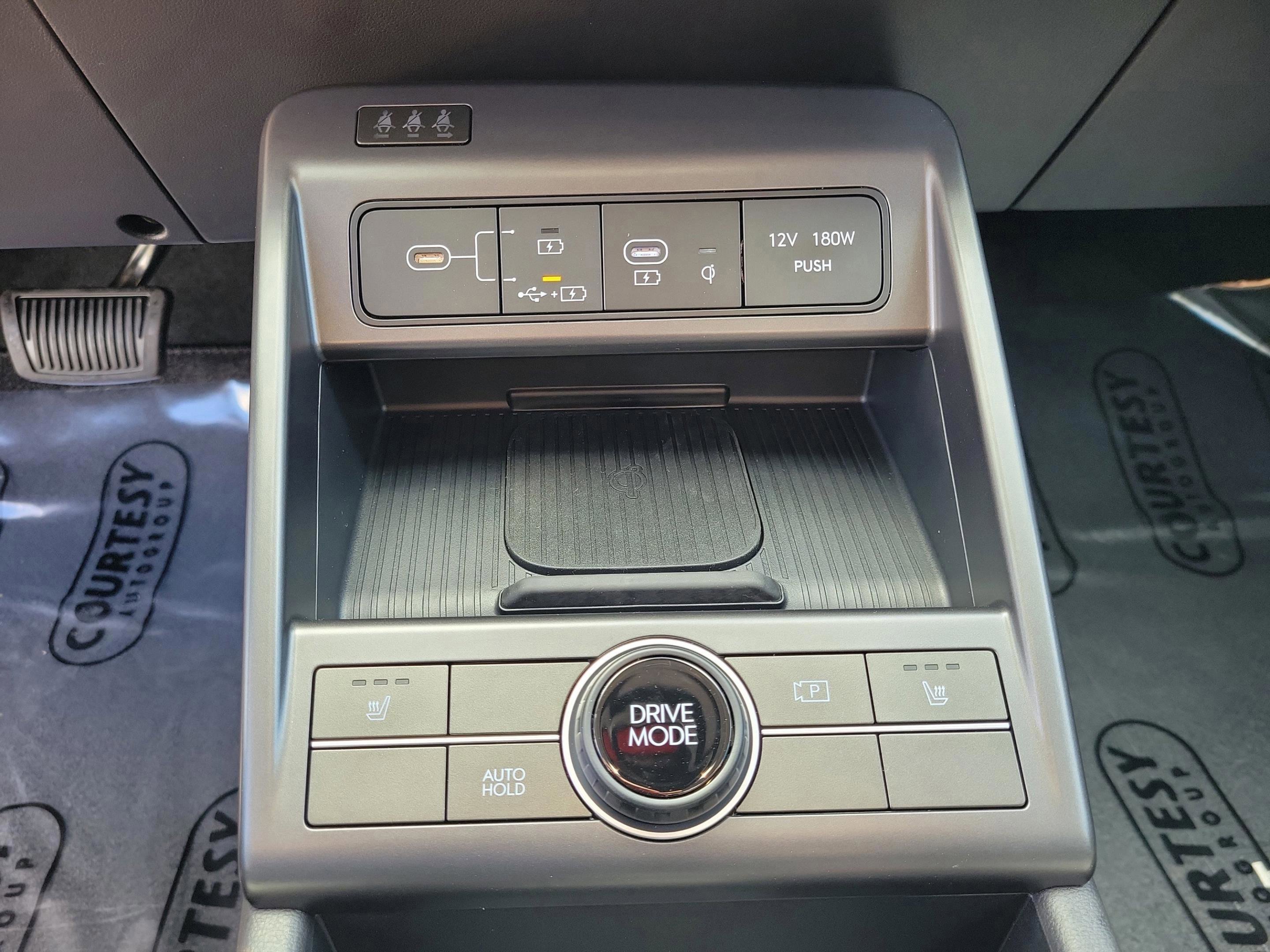 New 2026 Hyundai Kona SEL Premium image 16