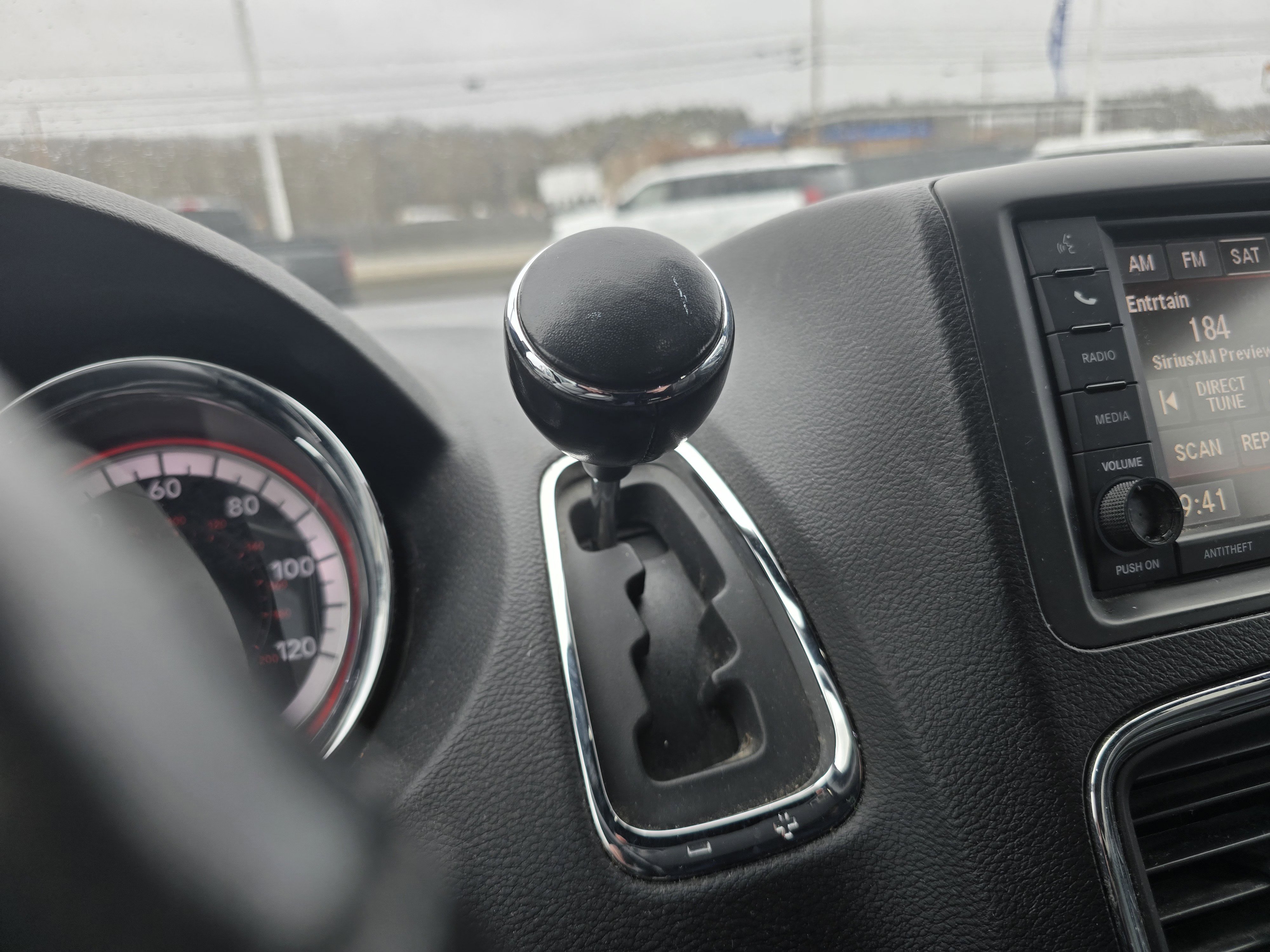 Used 2020 Dodge Grand Caravan GT image 26