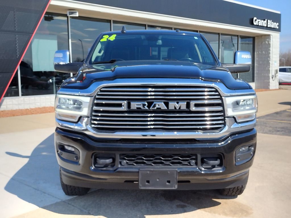 Used 2024 RAM 2500 Laramie AWD/4WD image 11