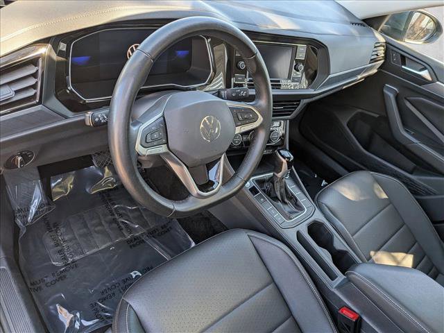 Used 2024 Volkswagen Jetta SE image 10