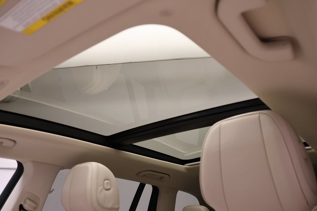 Certified 2023 Mercedes-Benz GLS 450 4MATIC image 15