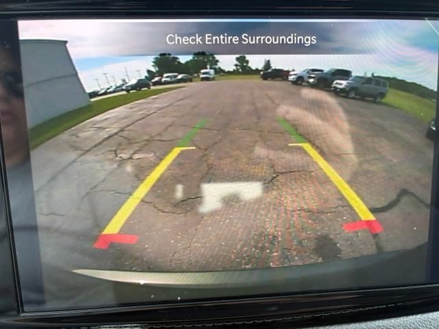 New 2027 Chrysler Pacifica Select FWD image 4