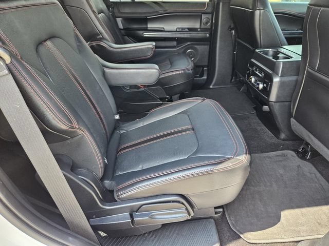 Used 2019 Ford Expedition Limited w/ Equipment Group 303A RWD image 17