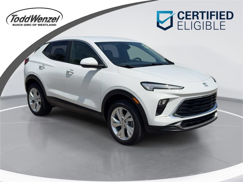 Certified 2024 Buick Encore GX Preferred AWD/4WD image 1