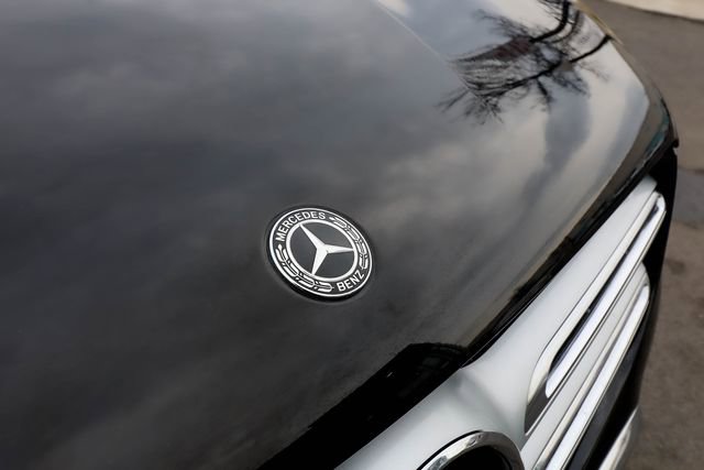 Used 2017 Mercedes-Benz GLC 300 4MATIC image 15