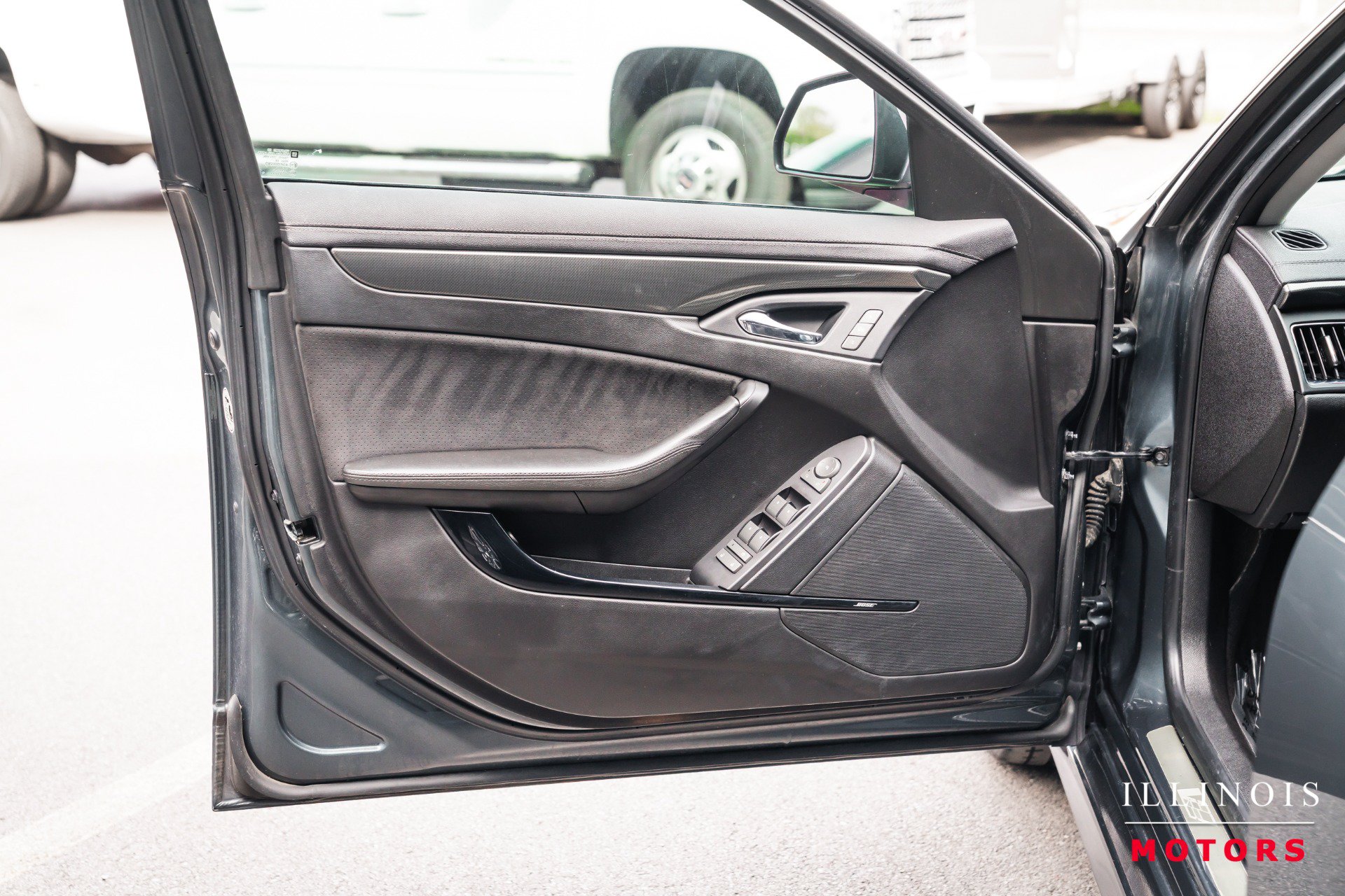 Used 2011 Cadillac CTS V RWD image 16