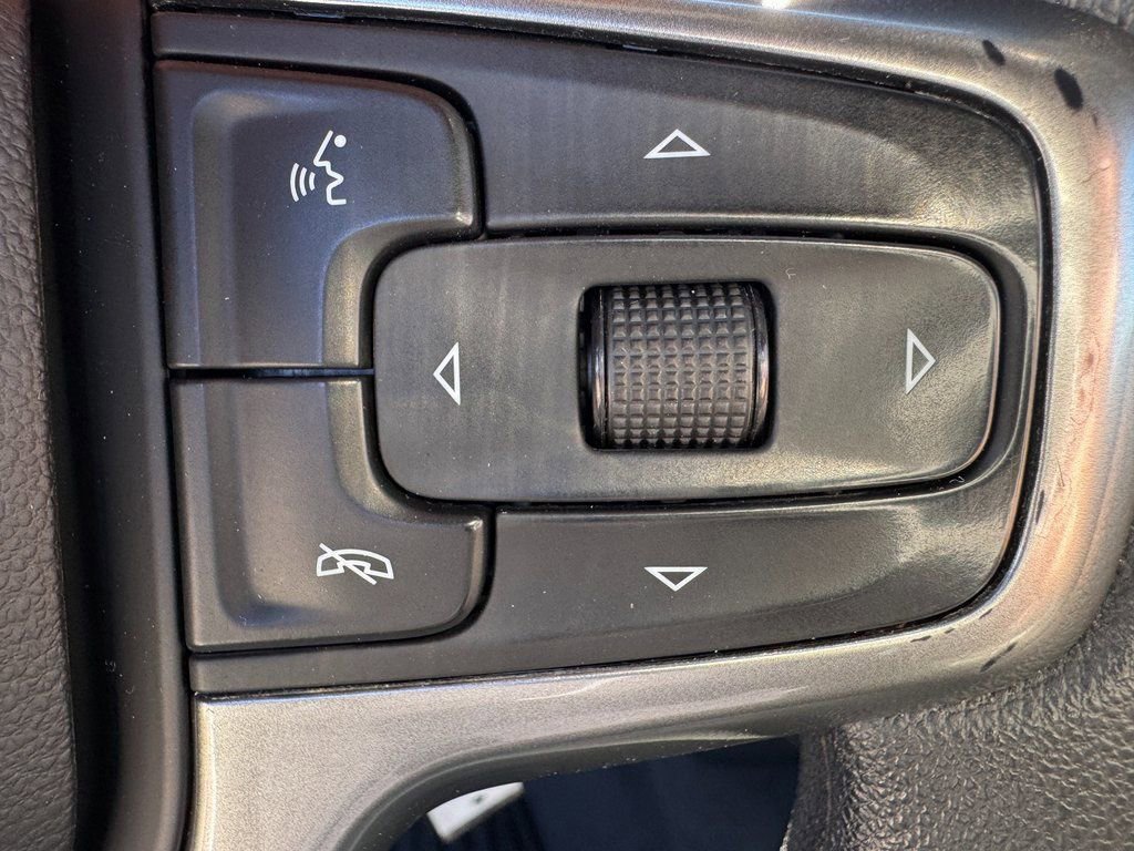 Used 2021 Chevrolet Silverado 3500 LT image 50