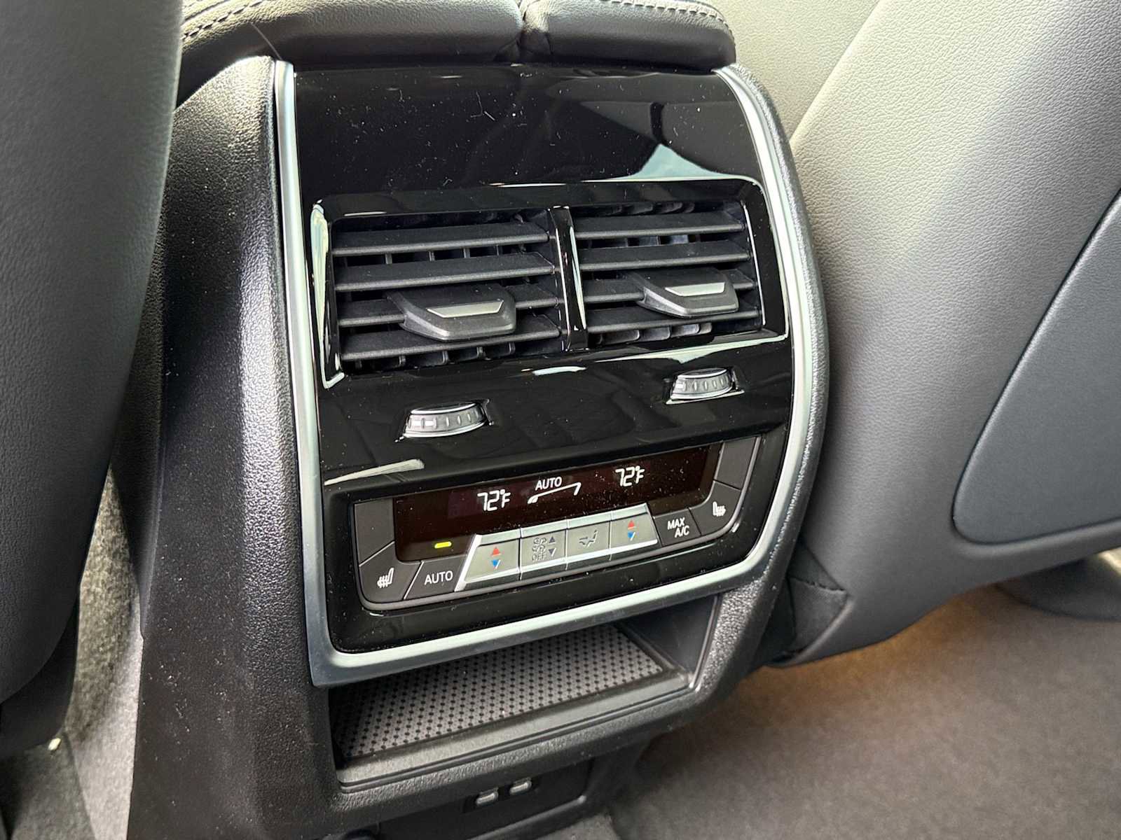 New 2026 BMW X5 M60i image 34