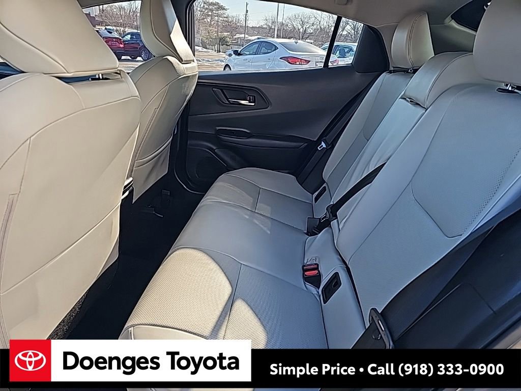 Used 2023 Toyota Prius XLE image 12