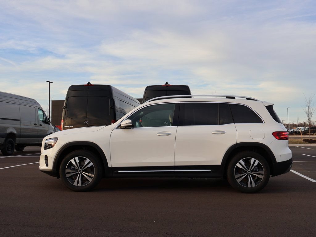 New 2026 Mercedes-Benz GLB 250 4MATIC image 4