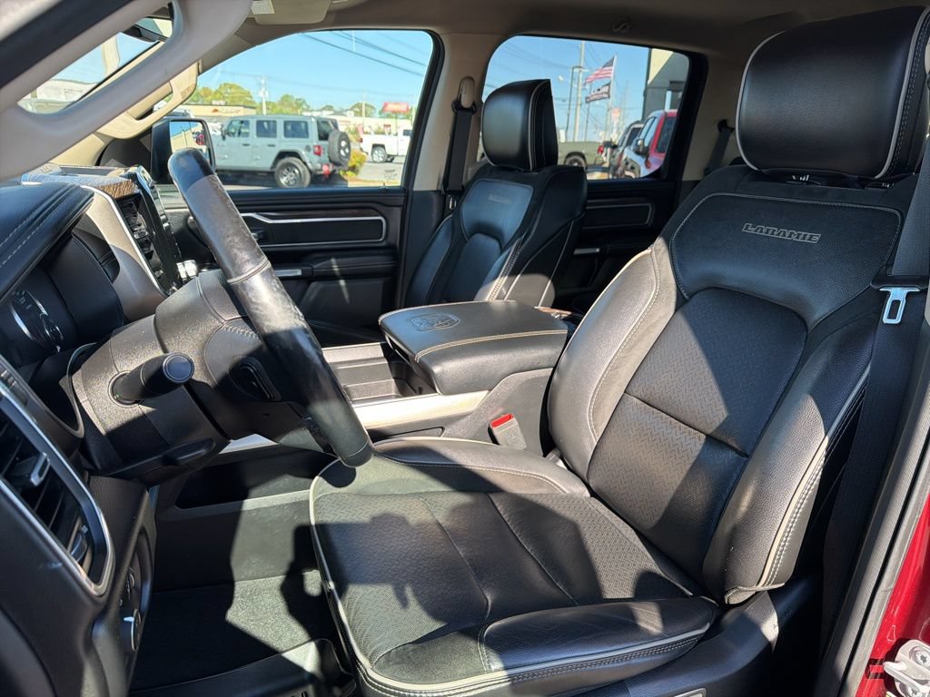 Used 2019 RAM 1500 Laramie AWD/4WD image 32