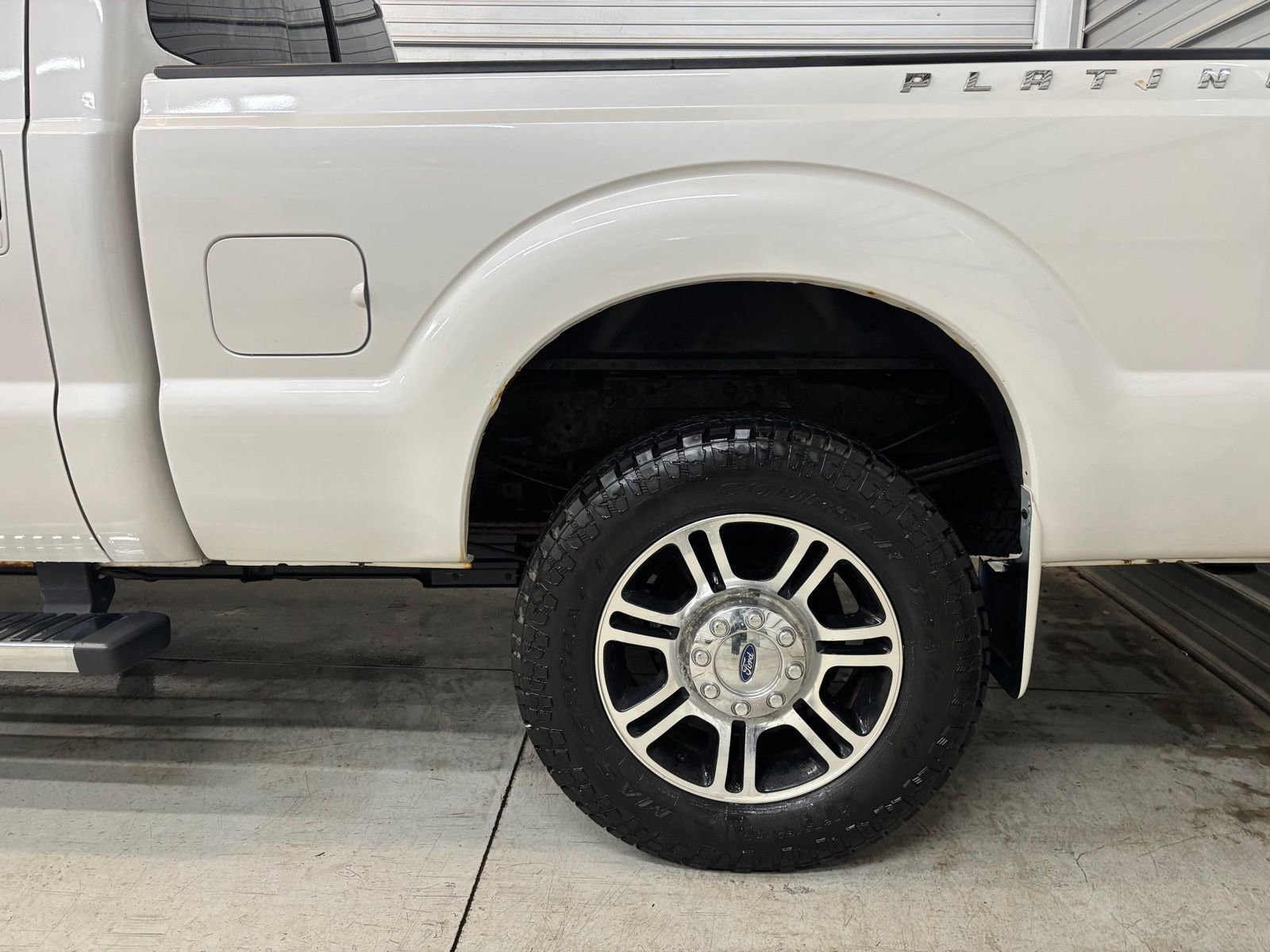 Used 2016 Ford F350 Platinum w/ Platinum Package AWD/4WD image 6