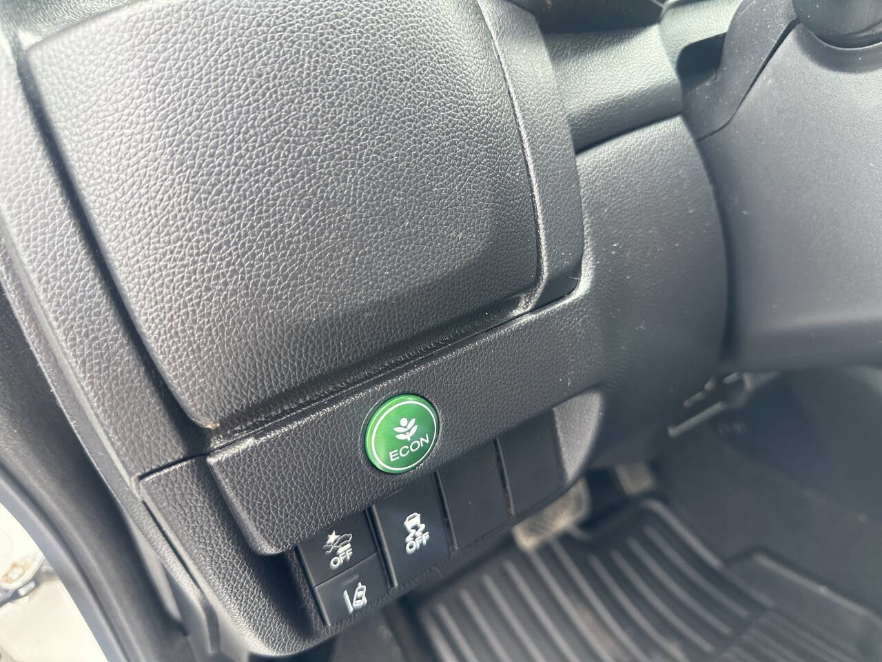 Used 2019 Honda Fit EX image 25