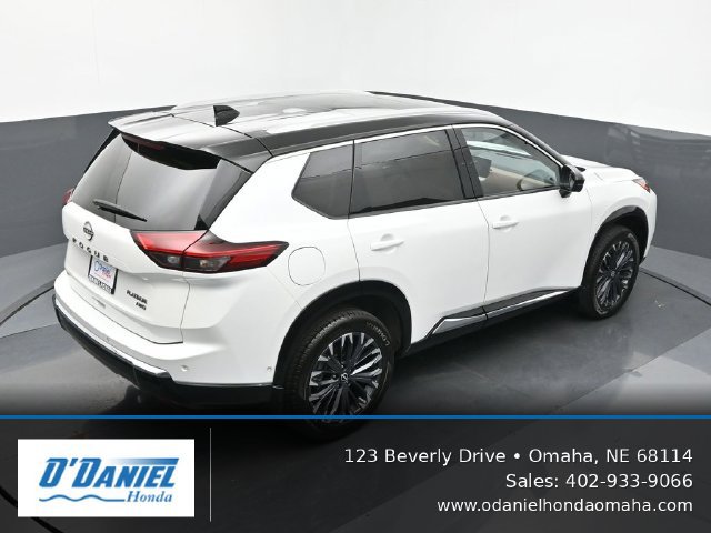 Used 2024 Nissan Rogue Platinum w/ Platinum Premium Package AWD/4WD image 18