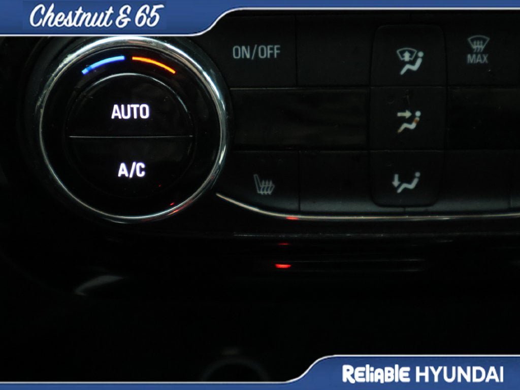 Used 2025 Chevrolet Trax ACTIV w/ Driver Confidence Package FWD image 36