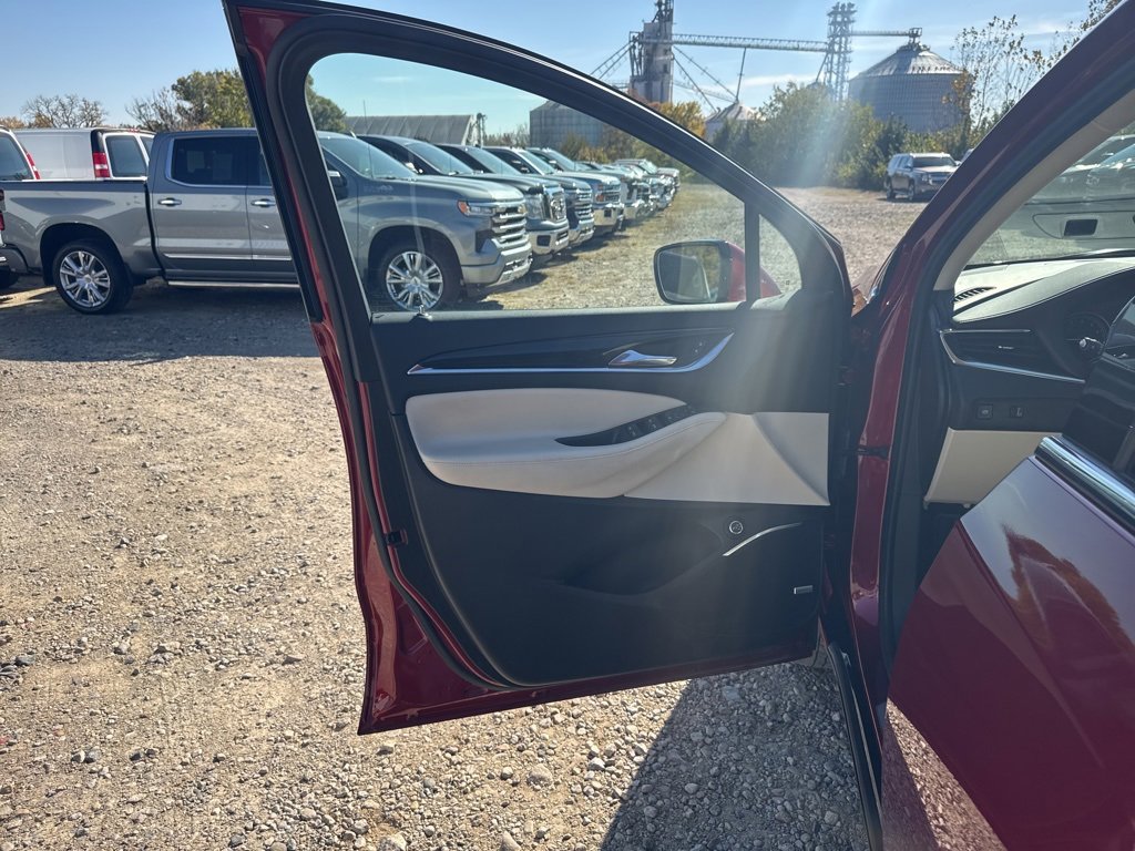 Used 2023 Buick Enclave Essence w/ Experience Buick Package image 9