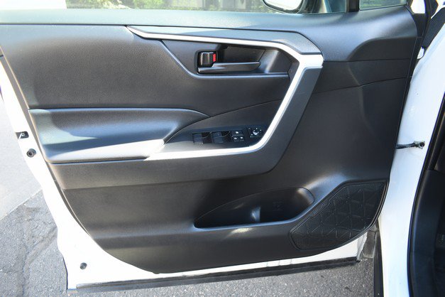 Certified 2025 Toyota RAV4 LE AWD/4WD image 13