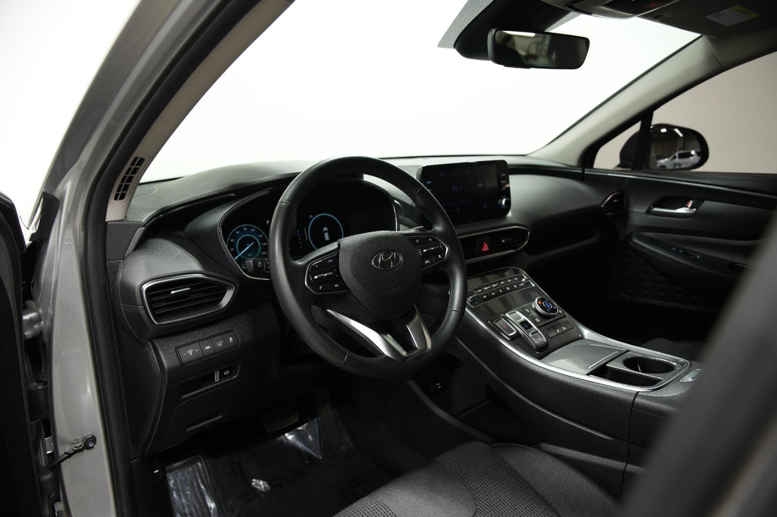 Used 2022 Hyundai Santa Fe XRT image 25