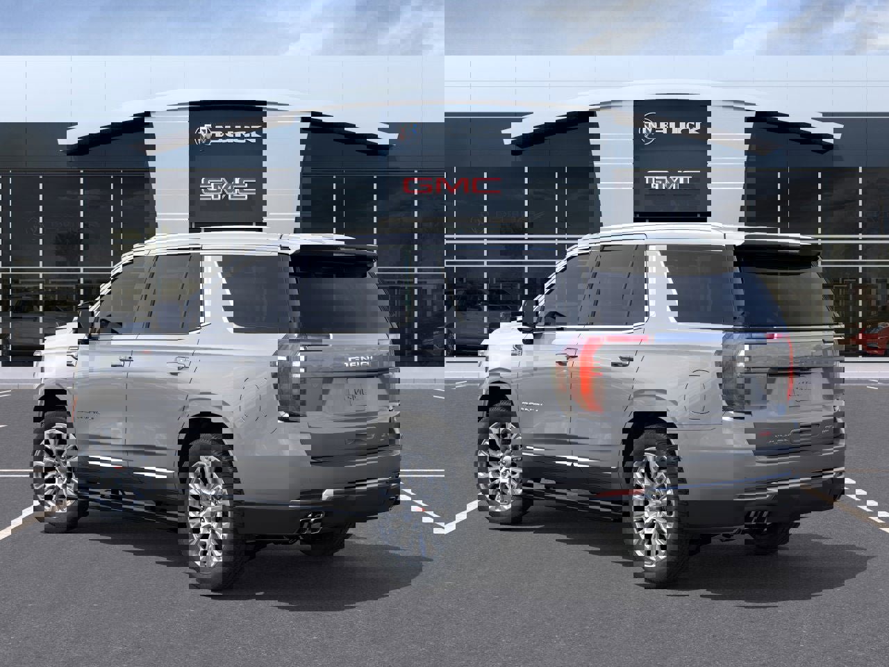 New 2026 GMC Yukon Denali w/ Denali Reserve Package image 3