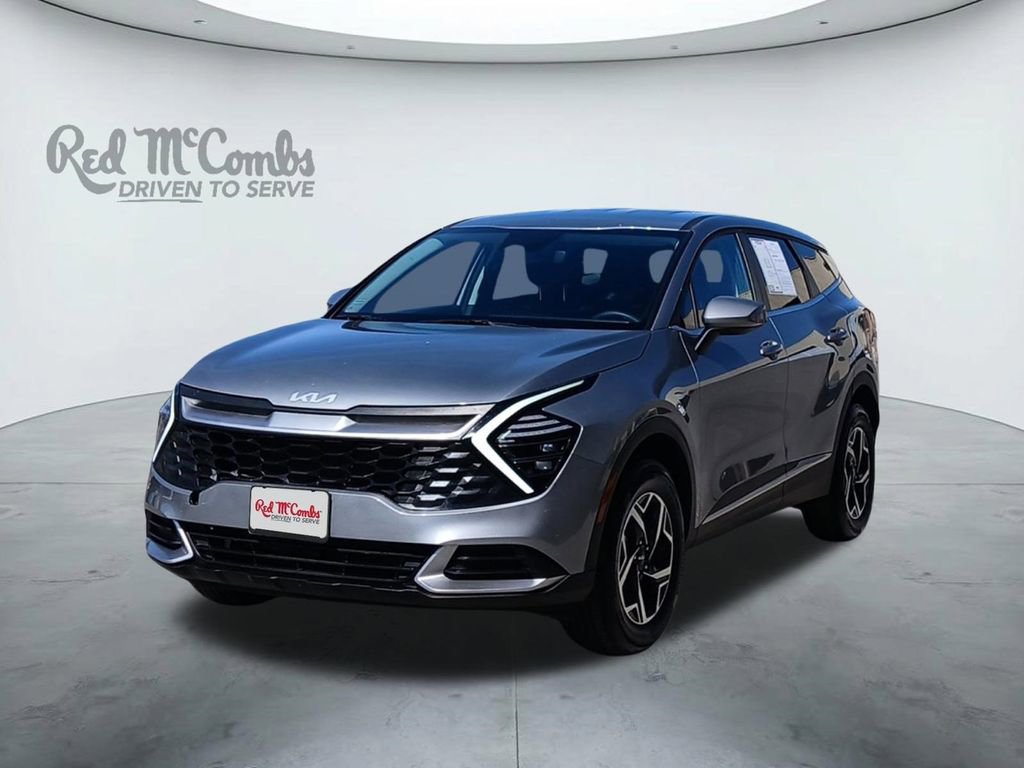 Used 2024 Kia Sportage LX image 1