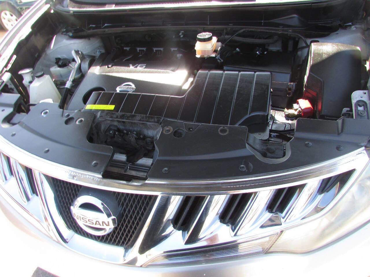 Used 2010 Nissan Murano S image 26