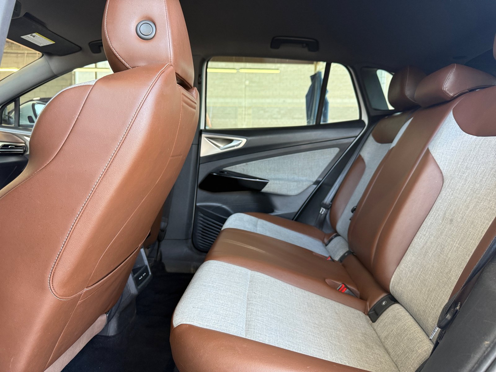 Used 2023 Volkswagen ID.4 Pro RWD image 23